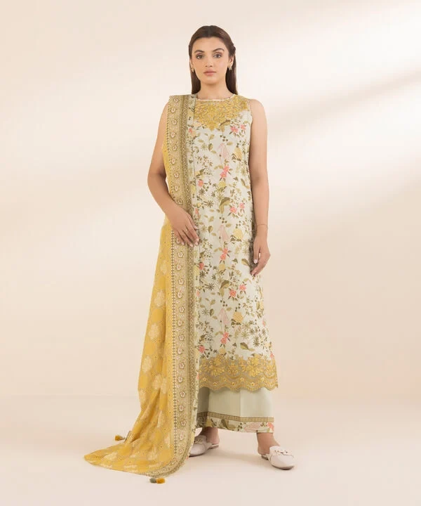 Sapphire 3 Piece - Embroidered Lawn Suit | U3PEDY25V020