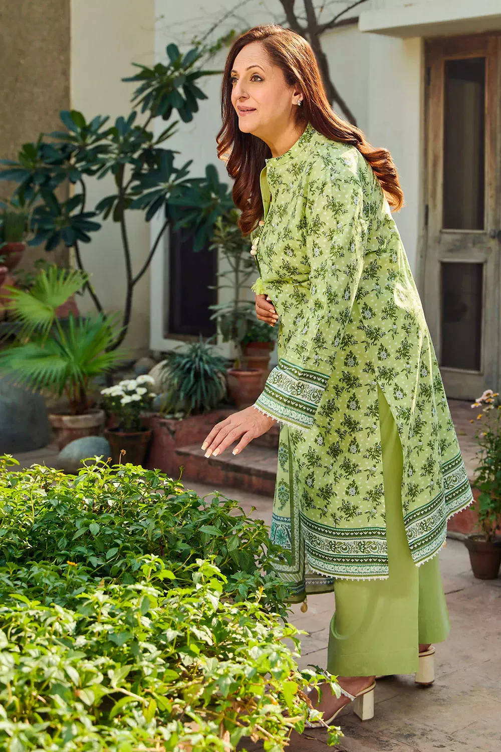 Gul Ahmed 3 Piece Embroidered Printed Lawn Suit CL-62116B | SHELAI26081732