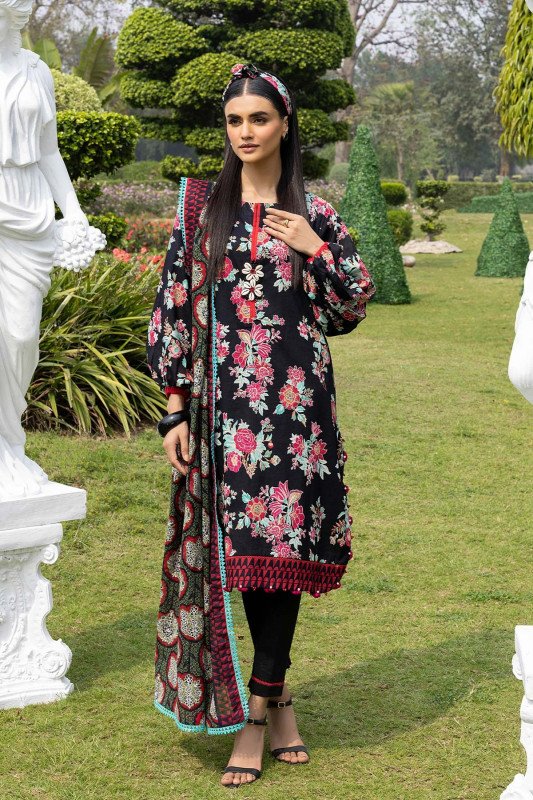 Alkaram Studio SS Black Summer Lawn Vol 2 | SHELAI6528