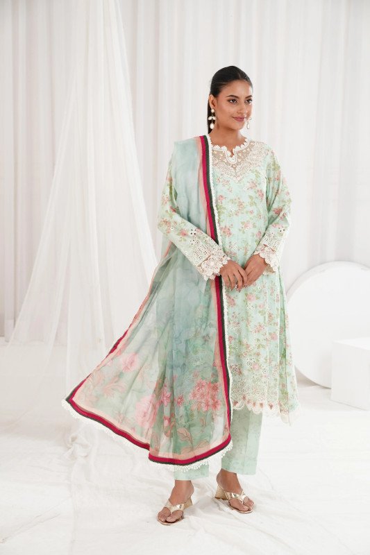 Barrie - Xenia Luxury Lawn Stitched | SHELAI25840