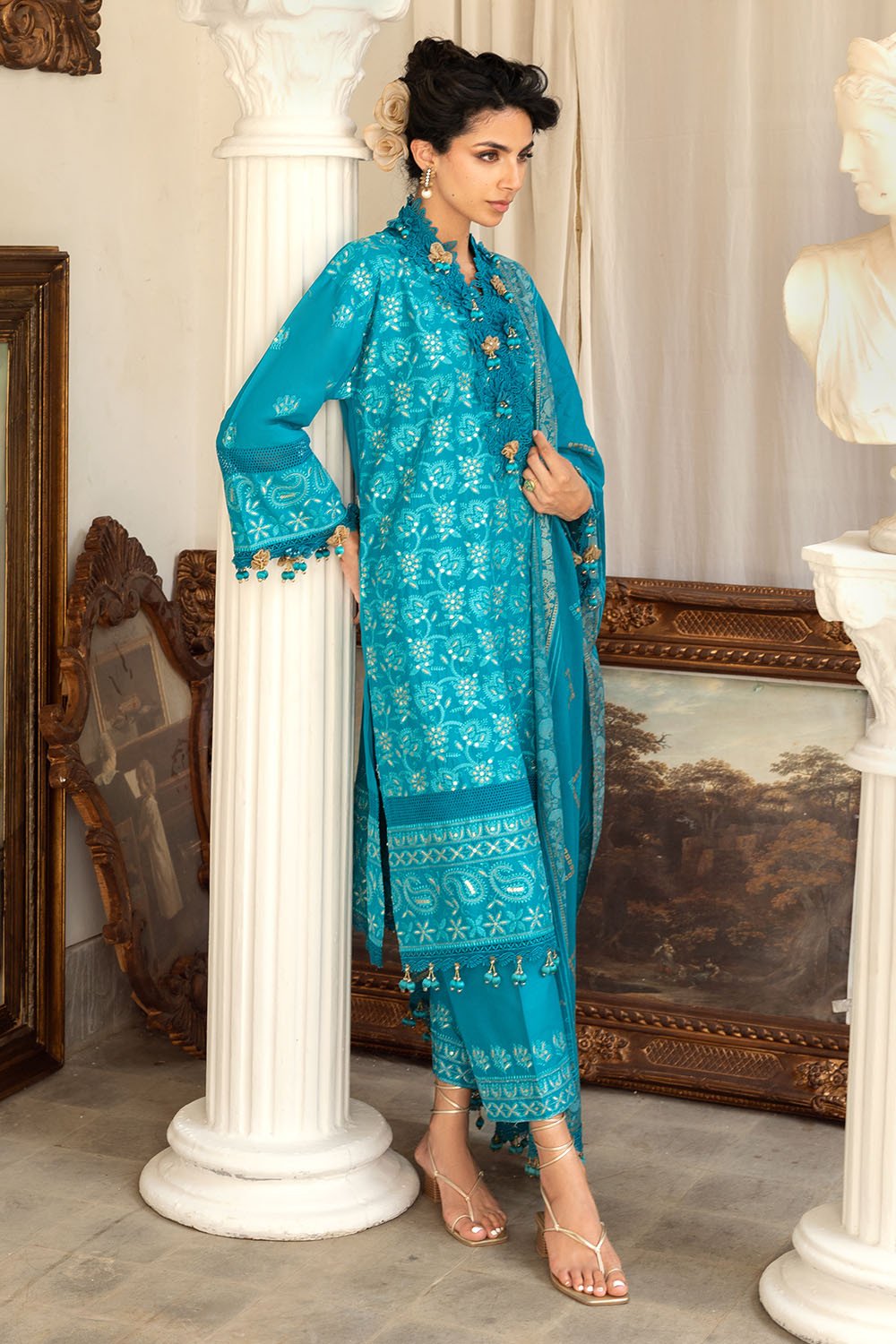 GulAhmed Unstitched Embroidered Lawn | DN-52042