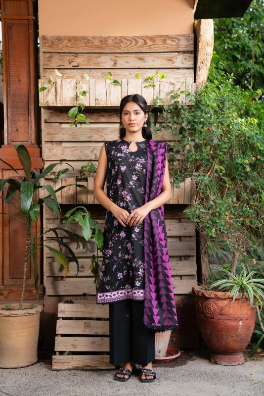 Beena By Beyond East Unstitched Collection 25 | wue154545