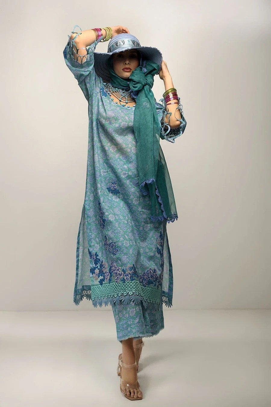 Sobia Nazir | Luxury Lawn 25 | 2A | SHELAI4780