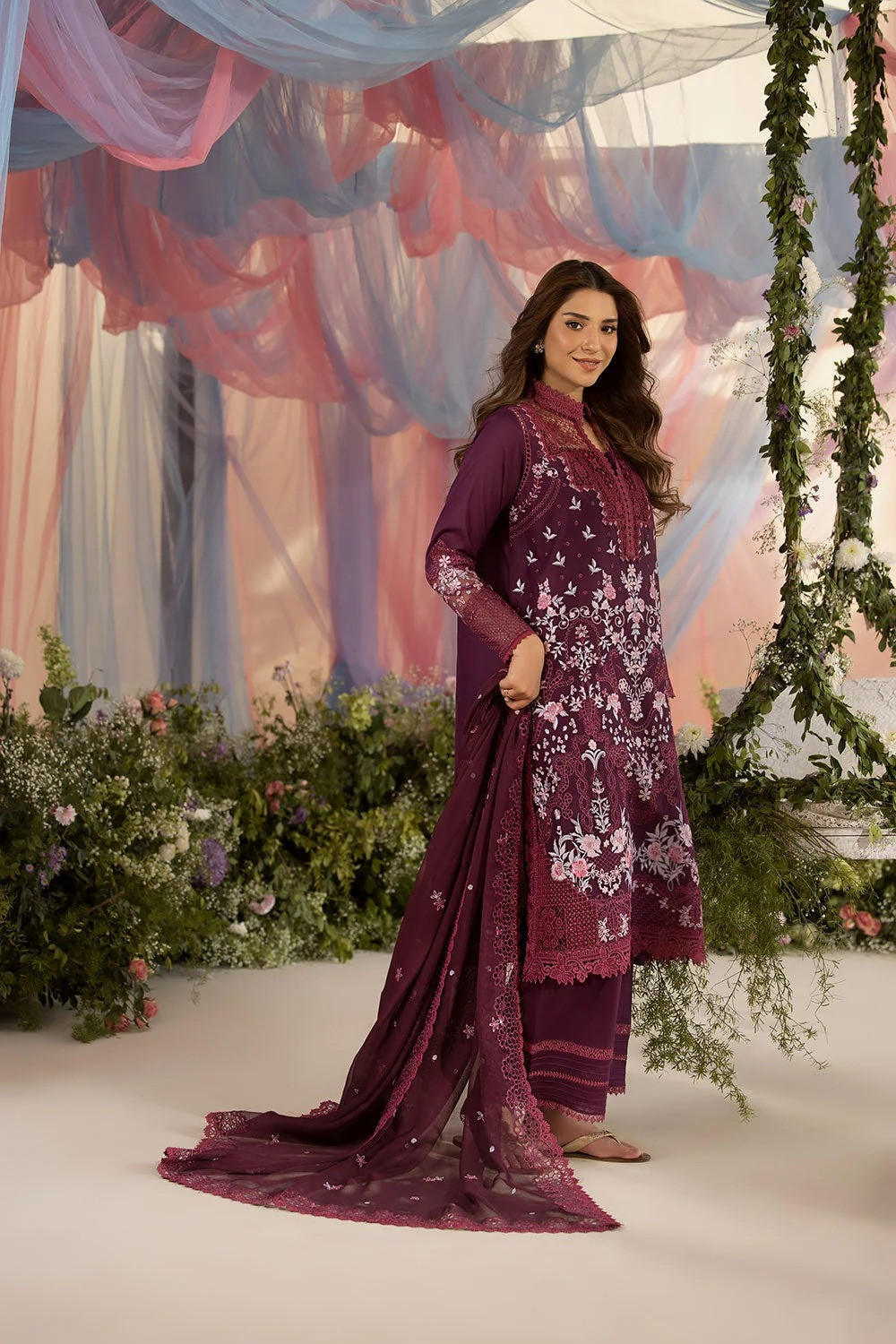 Sobia Nazir | Luxury Lawn 25 | 6A | SHELAI25010