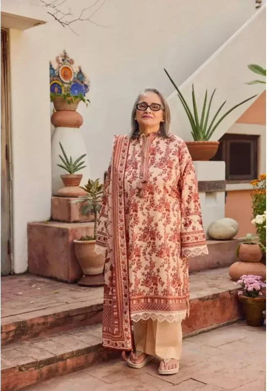 Gul Ahmed Unstitched Printed Lawn 3 Piece Suit CL-62118B | SHELAI26081715