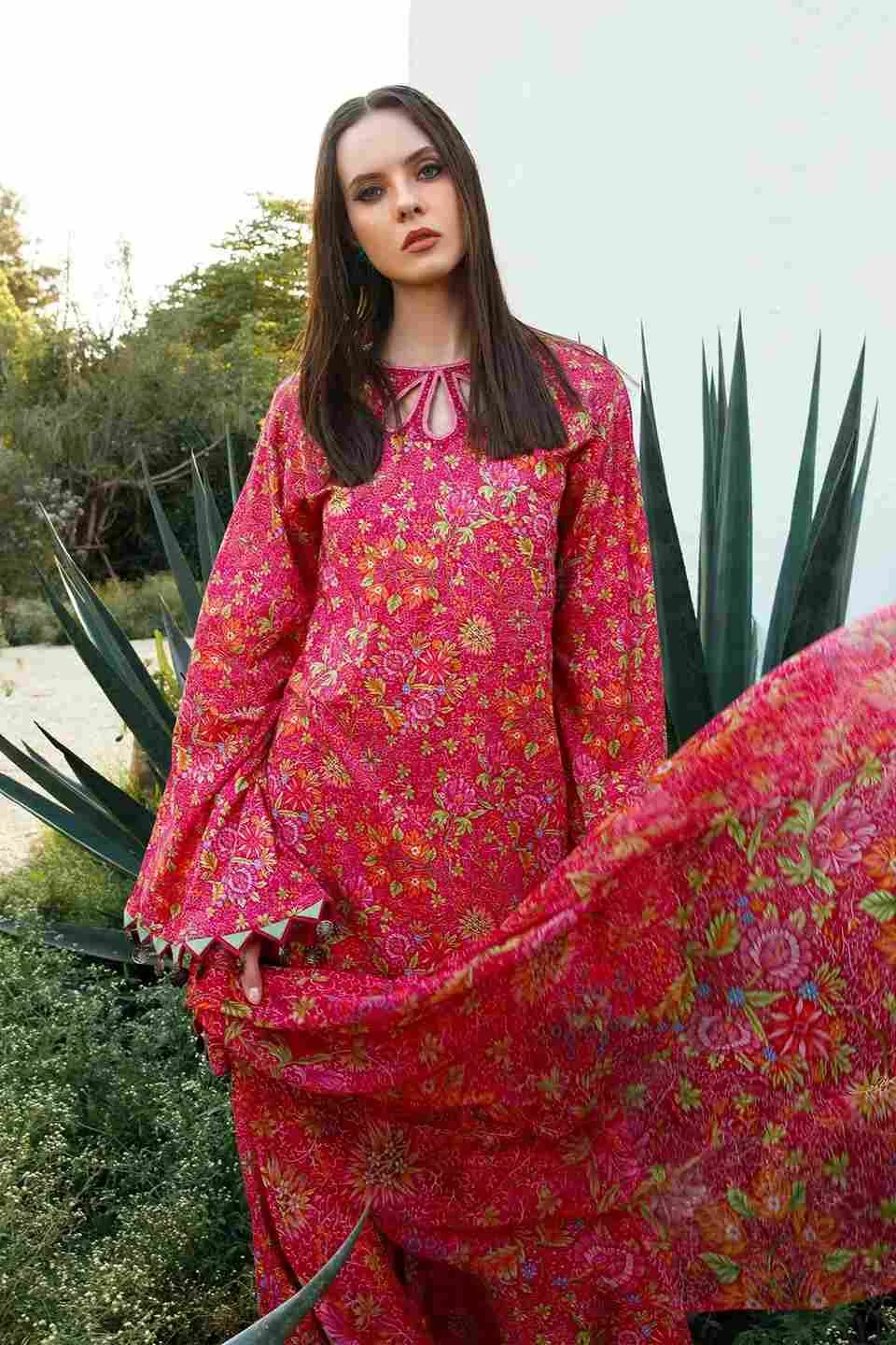 Maria B M basic luxury lawn Pink 10-B 3 pieces at Shelai