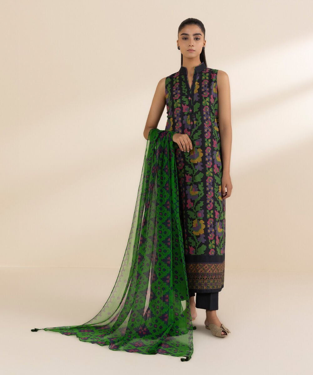 Sapphire Unstitched Lawn Collection | 0U3PDY25V115