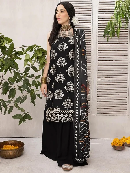 MEHRU by MAHNUR ML - 03 Winter New collection 2023