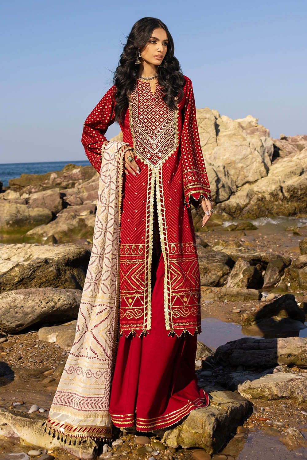 Gul Ahmed  Chunri Lawn 25  BM-52022