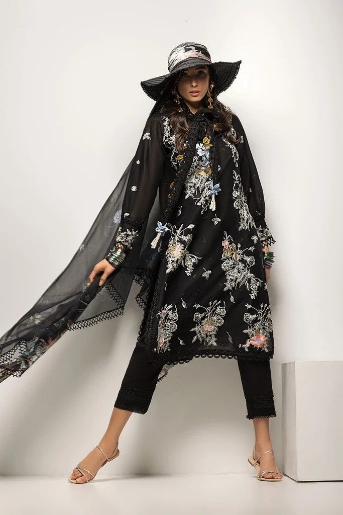Sobia Nazir | Luxury Lawn 25 | 7B | SHELAI4780