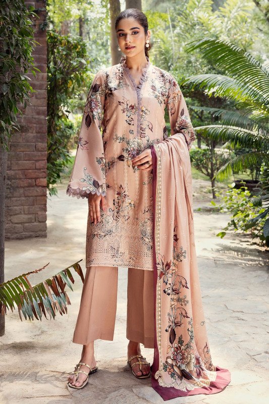 Motifz Unstitched Lawn Collection 25 | 5573-EZRA