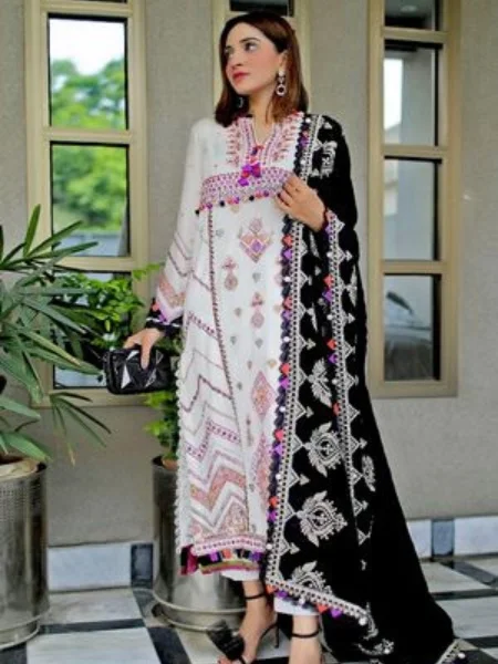 Zaha SANAYA ZF21-04 by Khadijah Shah Lawn Collection