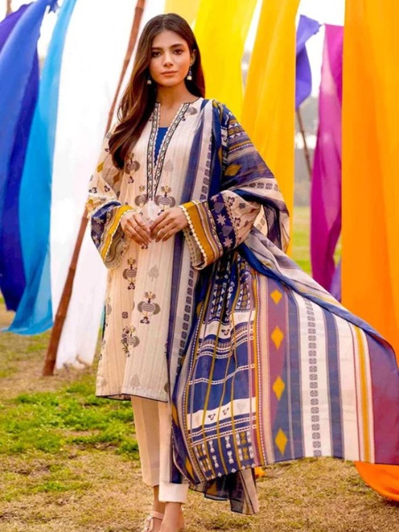 SAPPHIRE 3P-R6-2 Digital Printed Lawn Suit with Digital Printed Voile Dupatta