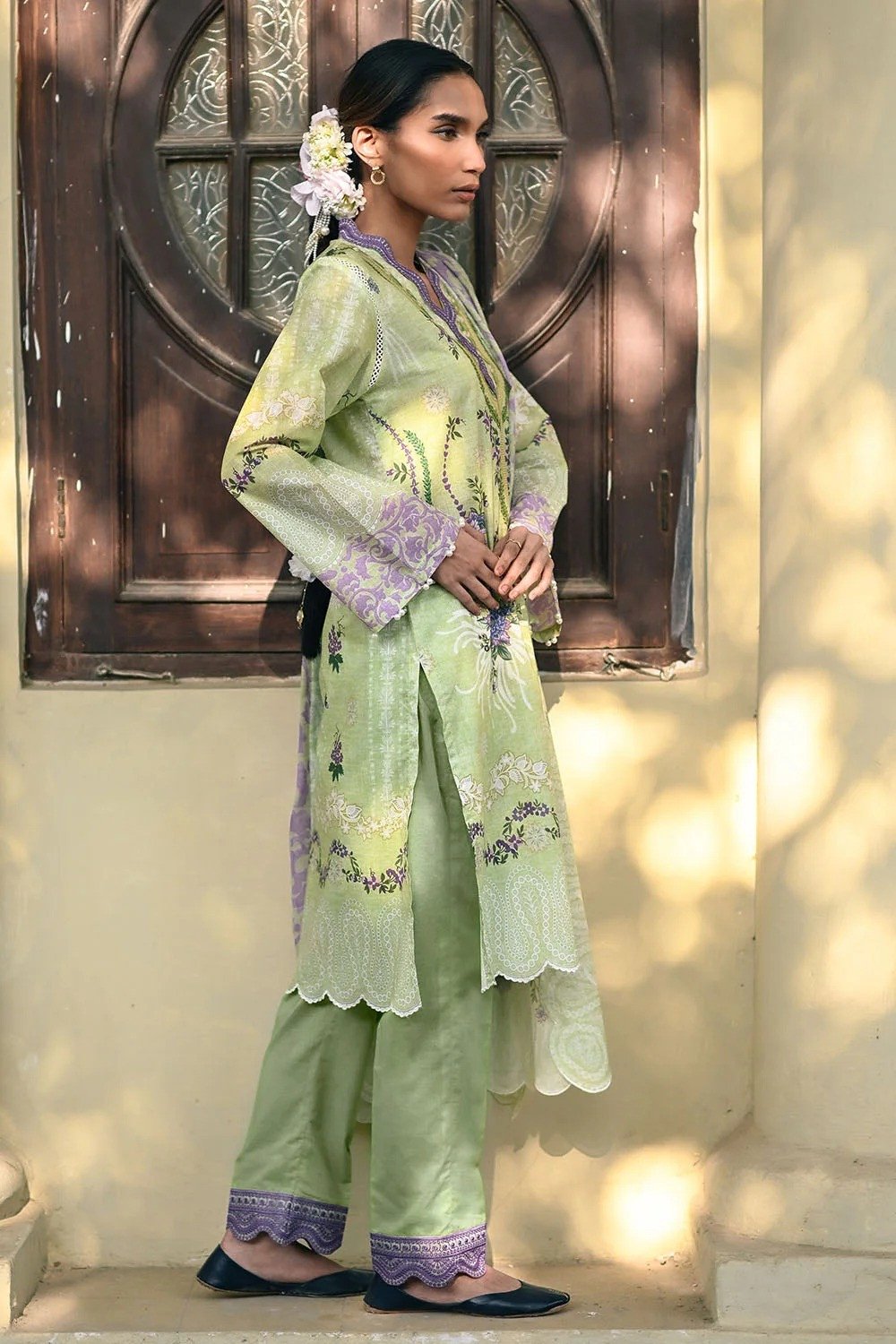Gul Ahmed Printed Lawn Unstitched | SHELAI26081618