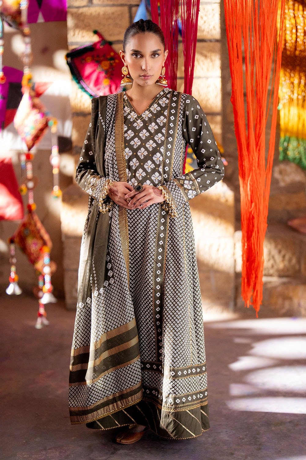 Gul Ahmed Summer Lawn Exclusive Collection 25 | D15