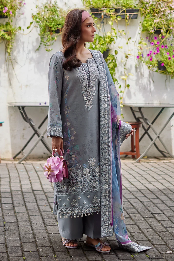 Gulaal Saffira Lawn | Carla-09