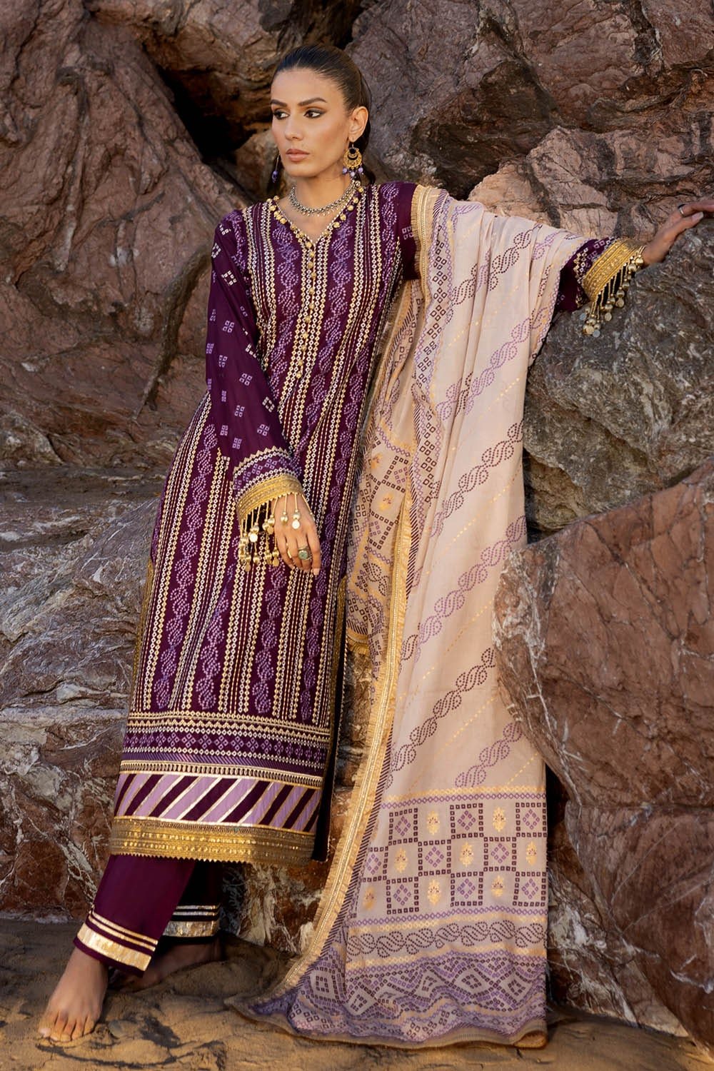 Gul Ahmed  Chunri Lawn 25  CL-52413