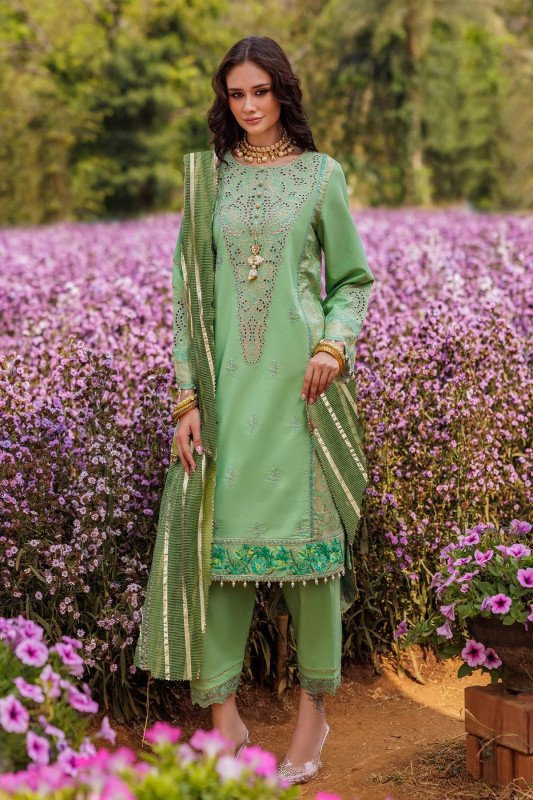 Charizma Eid Edit Embroidered Lawn Collection | CZ5-04