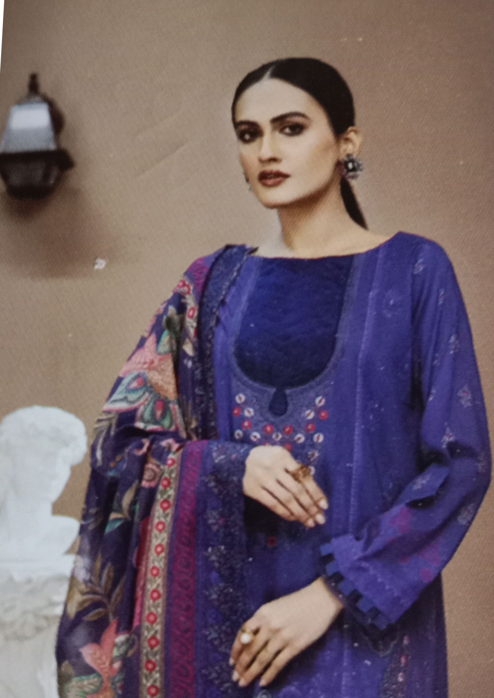 Hania Binaas dark purple print embroidered 3 pieces available in Shelai