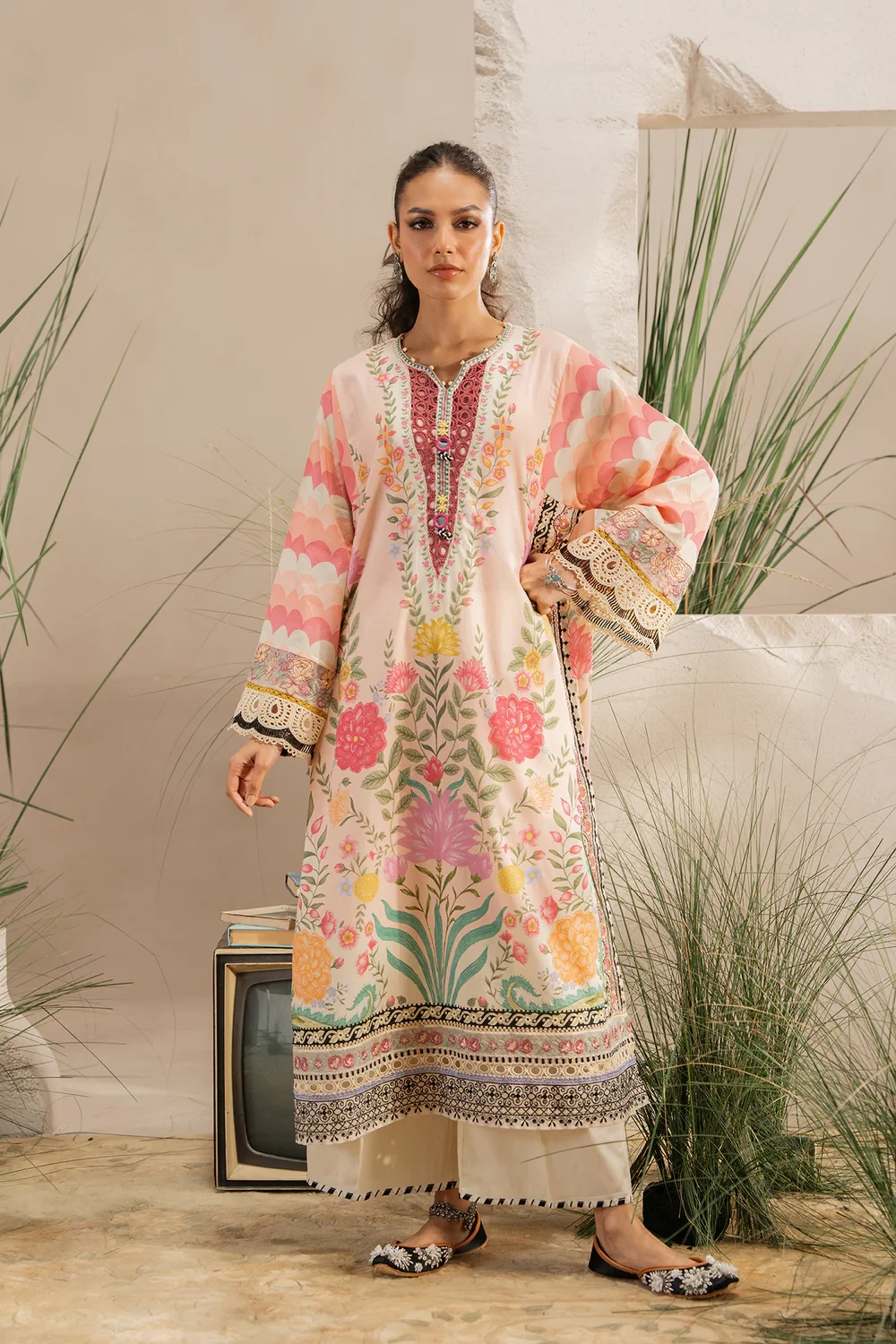 ETHNC Stitched | E3240