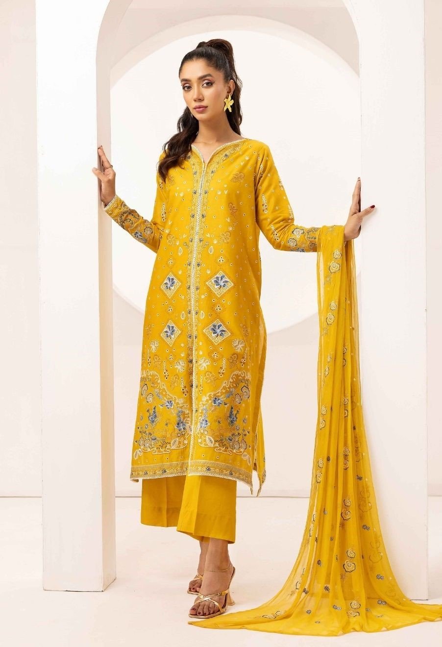Shamyana by Khoobsurat Signature Lawn Exclusive Collection 25 | D3