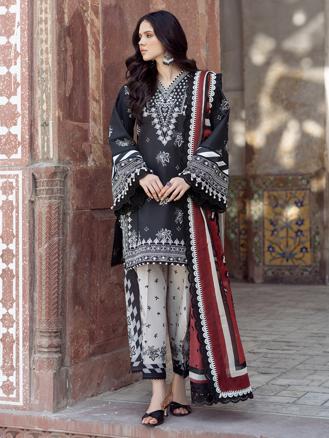 Bin Ilyas Naqsh Unstitched Lawn Exclusive Collection | D1