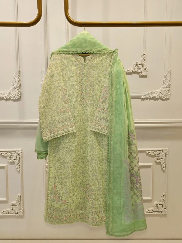 AGHA NOOR - Embroidered Cambric Suit S112695