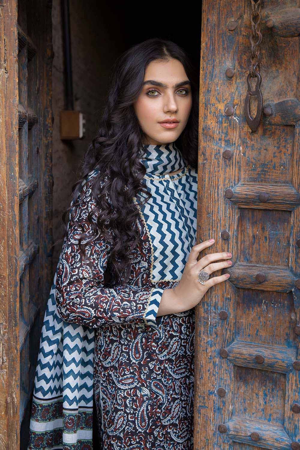 Gul Ahmed unstitched printed lawn CL-32234A 3PC at Shelai