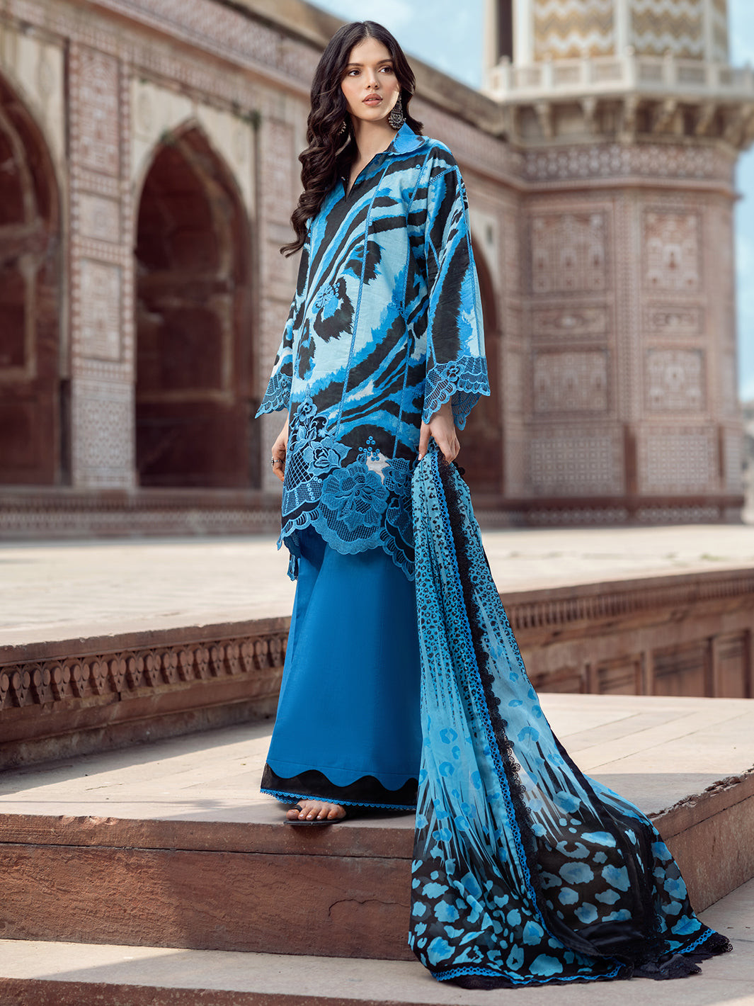Bin Ilyas Naqsh Unstitched Lawn Exclusive Collection | D18