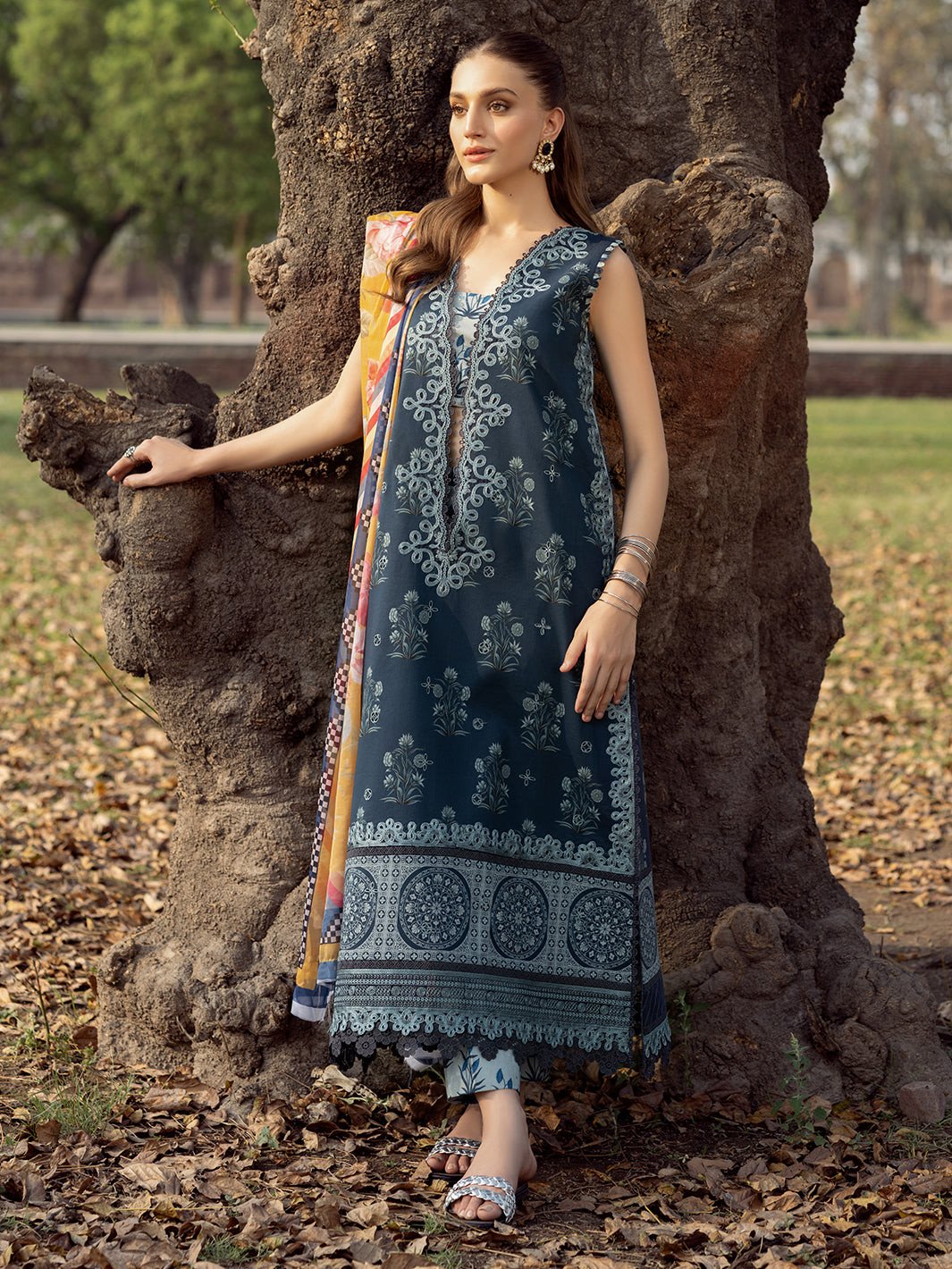 Bin Ilyas Naqsh Unstitched Lawn Exclusive Collection | D7